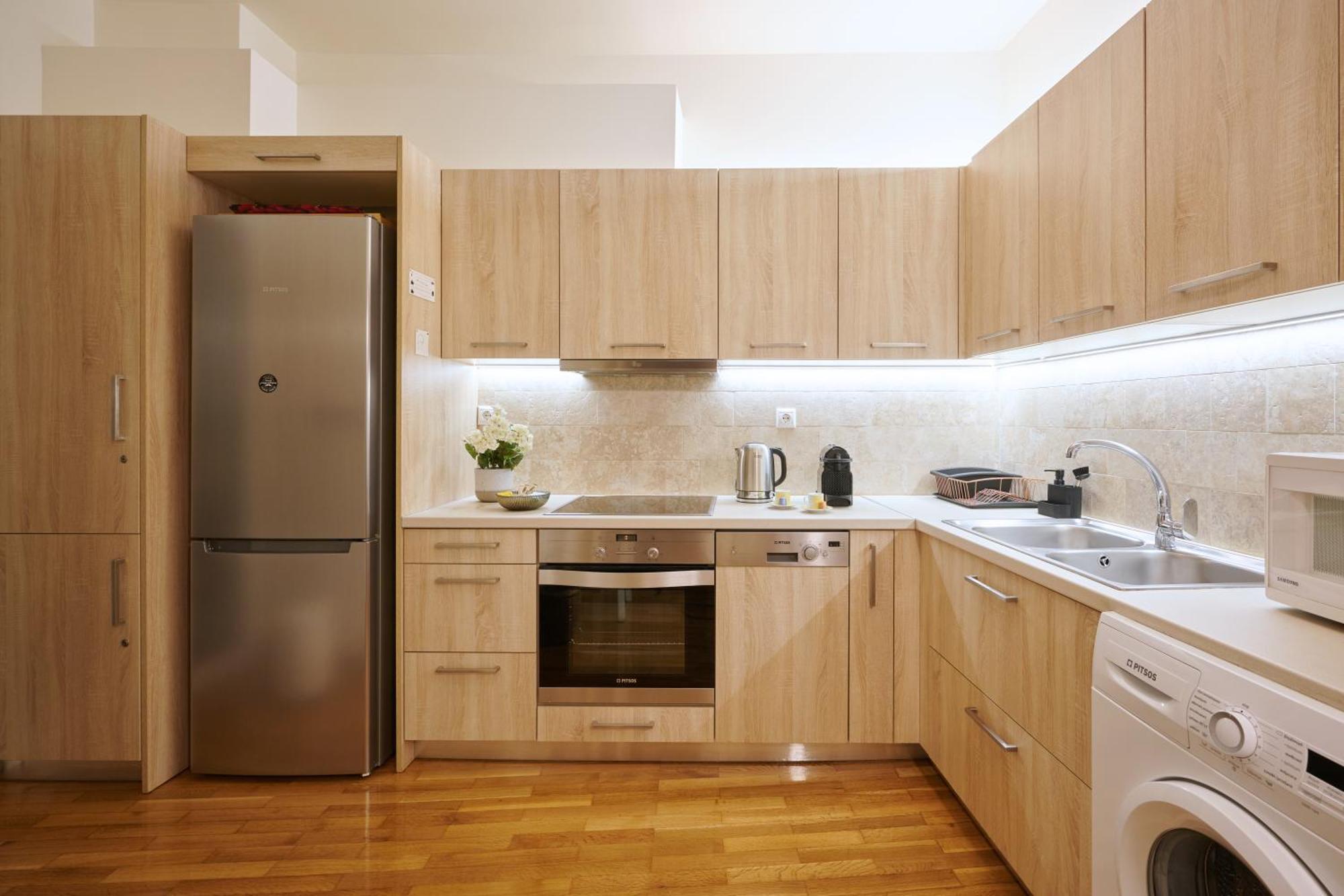 Rastoni Athens Suites Near Acropolis Exteriör bild