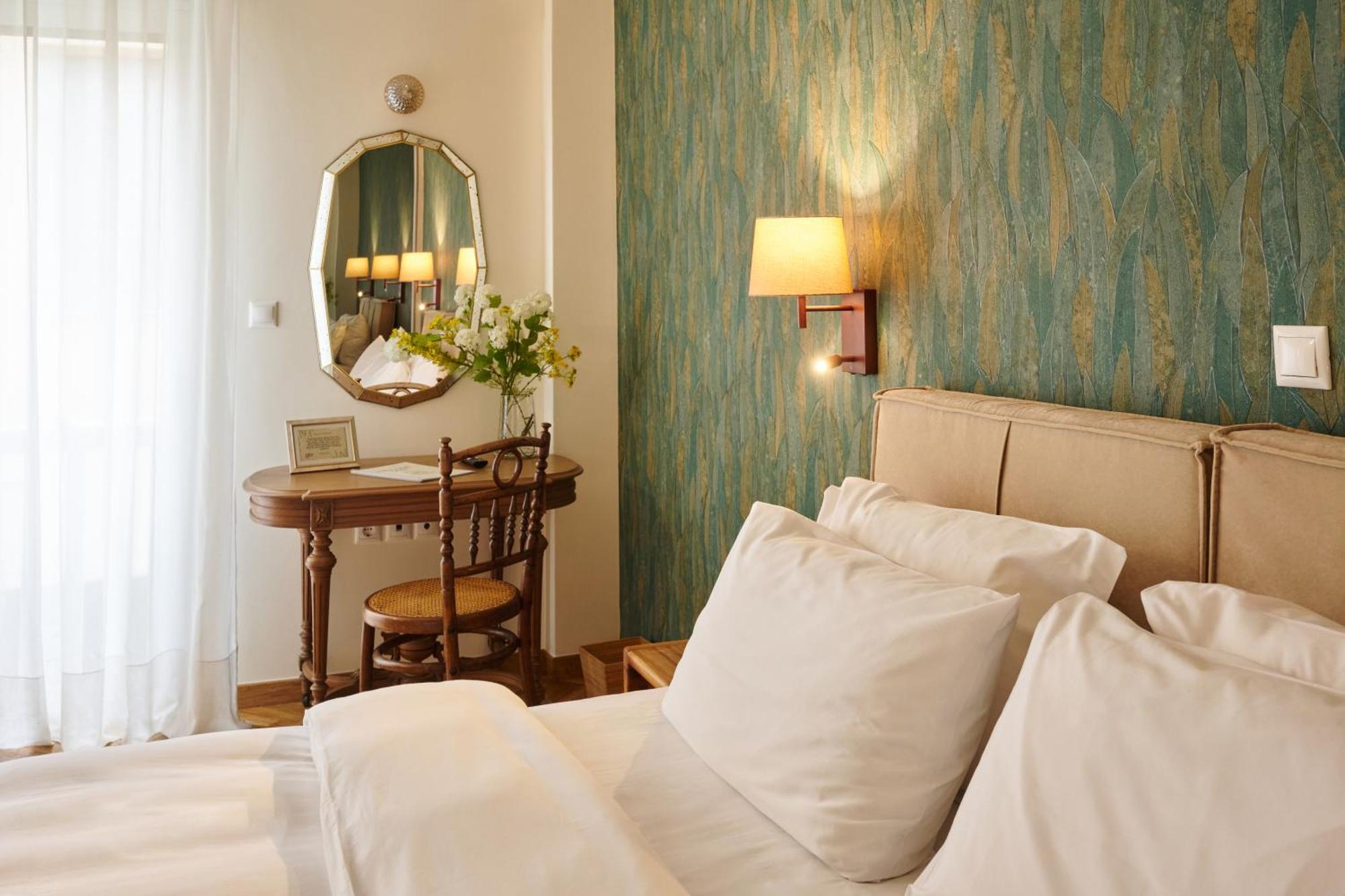 Rastoni Athens Suites Near Acropolis Exteriör bild
